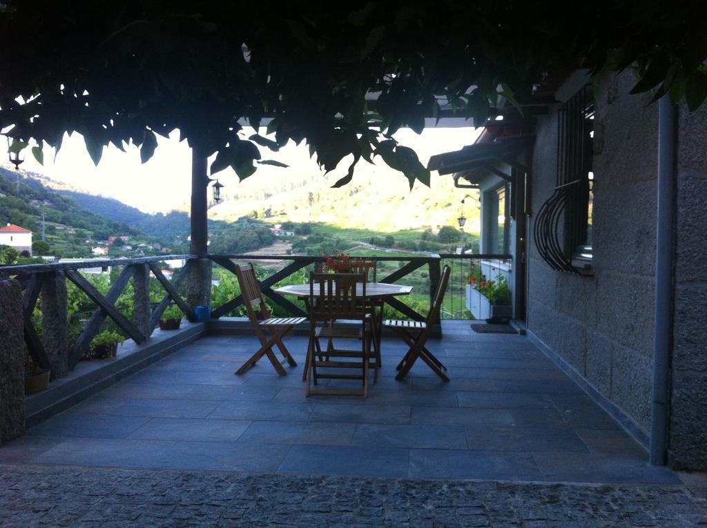 Casa Do Escoivo Hotell Loivos da Ribeira Exteriör bild